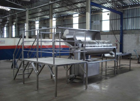 USIMAQ Fabricação e Montagem Industrial - Produtos - Lavador de Frutas e Legumes